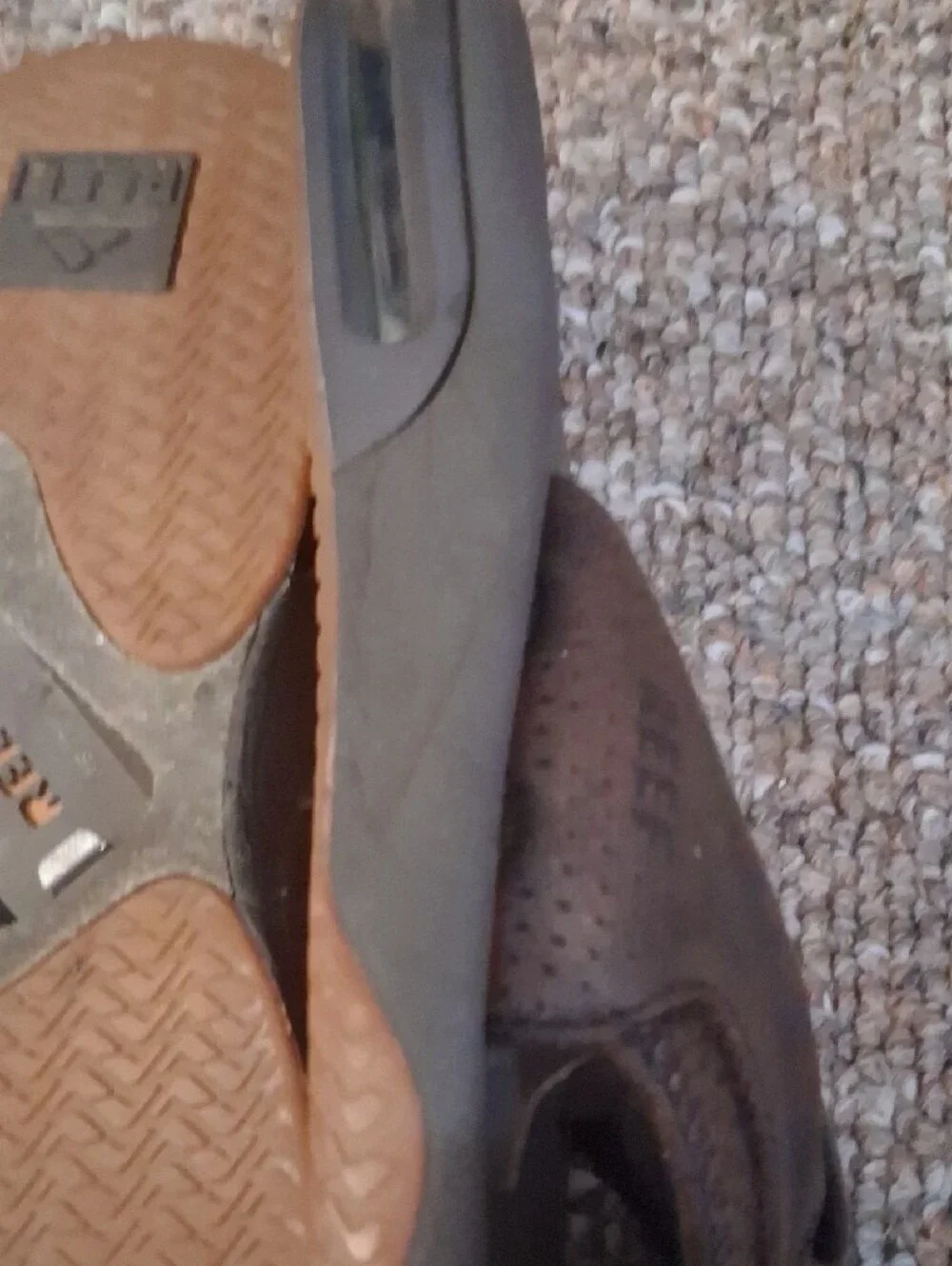 Reef Men's Brown Leather Flip-Flops
